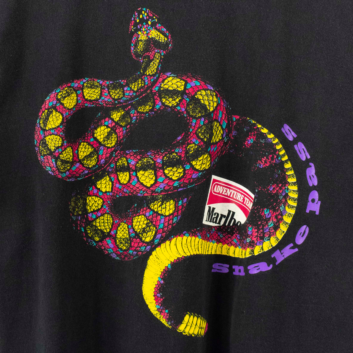 Marlboro Snake Pass Pocket T-Shirt– VNTG Shop
