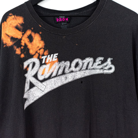 2011 The Ramones 1234 Spell Out Acid Washed T-Shirt