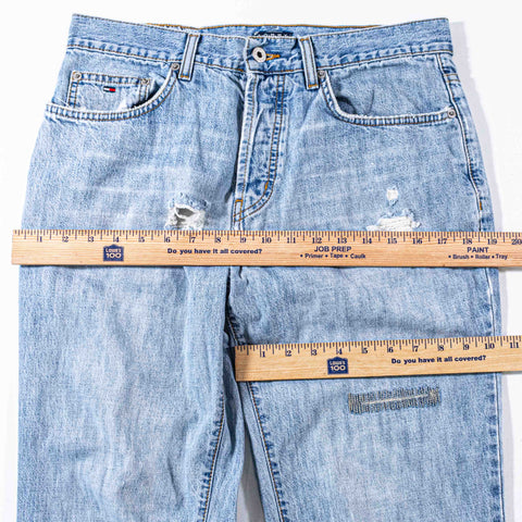 Tommy Hilfiger Jeans Flag Patch Distressed Jeans