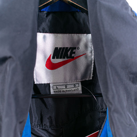 NIKE Swoosh Windbreaker Jacket