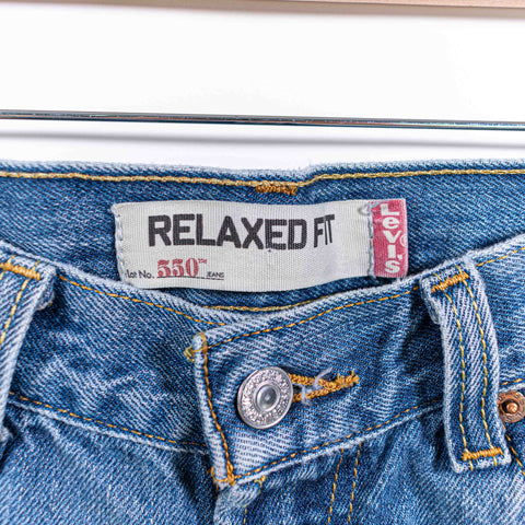 Levis 550 Relaxed Fit Cutoff Jean Shorts Jorts