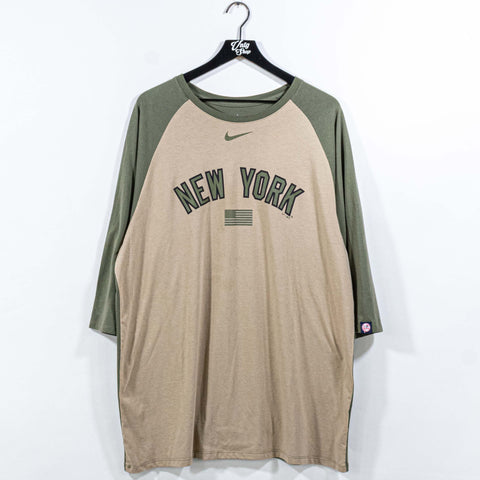 NIKE New York Yankees Military T-Shirt 3/4 Sleeve