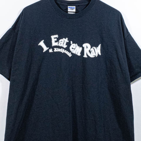 I Eat Em Raw T-Shirt Blackbeards Pirate Funny Joke