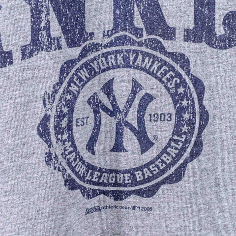 New York Yankees Crest Ringer T-Shirt MLB Baseball Stitches