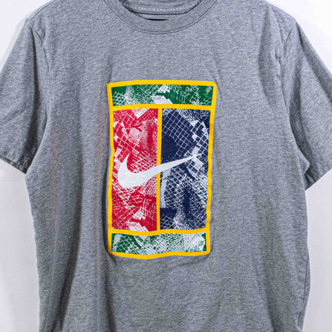 NIKE Court Tennis Swoosh Logo T-Shirt