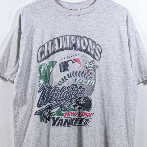 New York Yankees 1999 World Series Champions T-Shirt