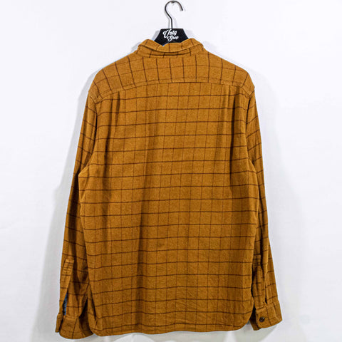 Wallace & Barnes Plaid Flannel Button Shirt