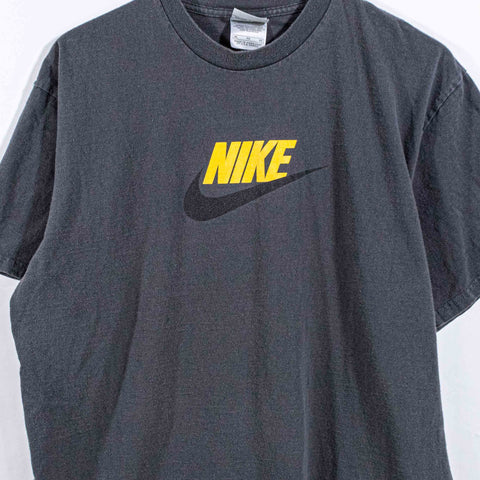 NIKE Swoosh Spell Out T-Shirt