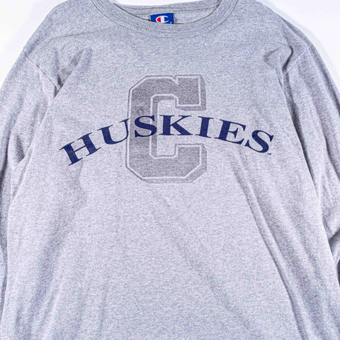UCONN Huskies Champion T-Shirt Long Sleeve University of Connecticut