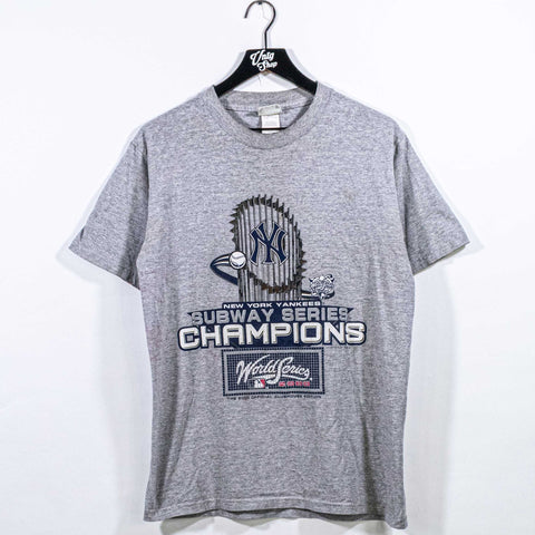 New York Yankees 2000 Subway World Series Champions T-Shirt