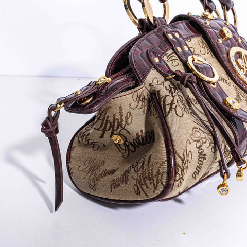 Apple Bottoms Handbag Purse  All Over Print