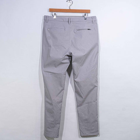 VUORI Men's Cascade Tech Chino Pant