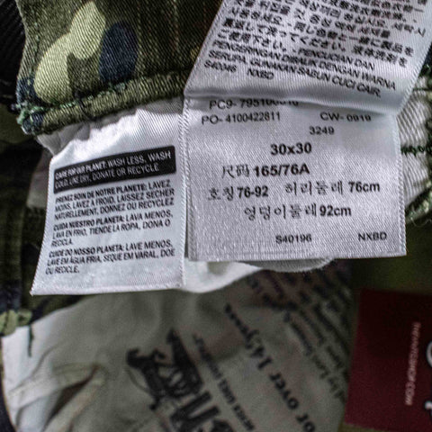 Levi's Green Camo Cargo Pants