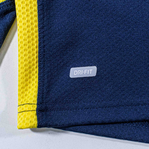 Nike Swoosh 1/4 Zip Dri Fit Pullover