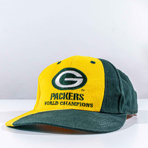 GreenBay Packers World Champions Swirl Snapback