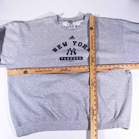 New York Yankees Adidas Center Logo Crewneck Sweatshirt