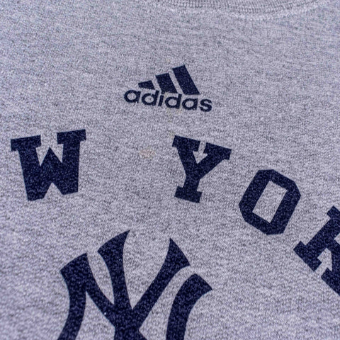 New York Yankees Adidas Center Logo Crewneck Sweatshirt