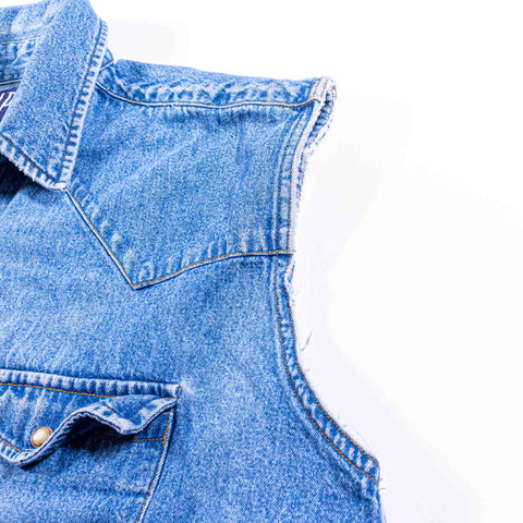 GAP Pearl Snap Denim Sleeveless Shirt Sawtooth