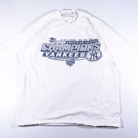 New York Yankees 2000 American League Champions 3 in A Row T-Shirt