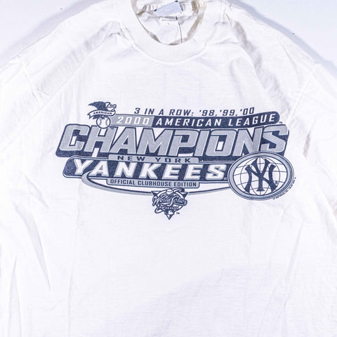 New York Yankees 2000 American League Champions 3 in A Row T-Shirt