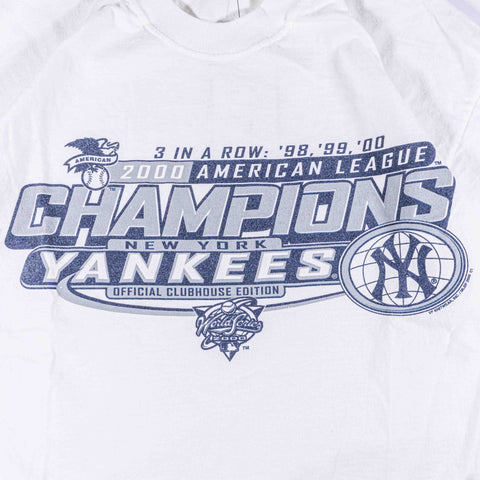 New York Yankees 2000 American League Champions 3 in A Row T-Shirt
