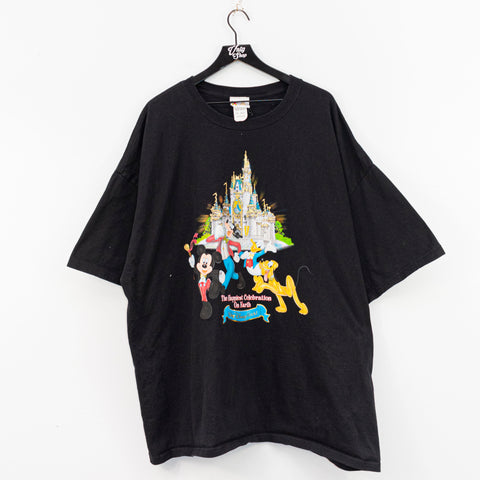 Walt Disney World The Happiest Celebration on Earth Mickey Goofy Donald T-Shirt