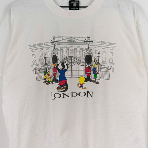1996 Looney Tunes Warner Bros Buckingham Palace London T-Shirt