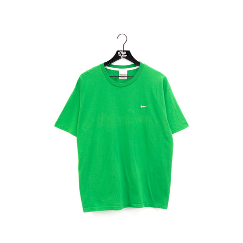 Nike Mini Swoosh T-Shirt