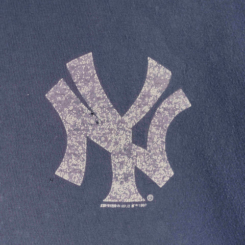 1997 Starter New York Yankees Logo T-Shirt
