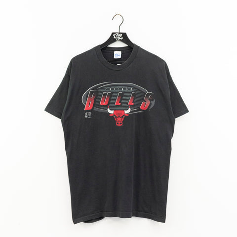 Salem Sportswear Chicago Bulls Center Logo T-Shirt